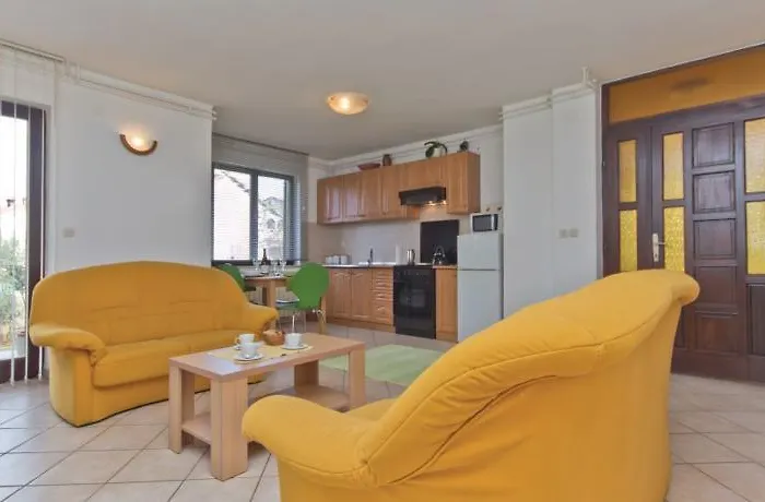 In - Istrien 10864 Appartement Pula