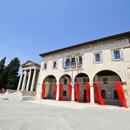 Lägenhet In - Istrien 10864 Pula