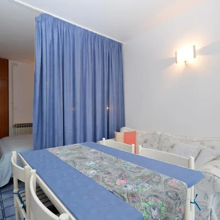 In Pula/istrien 10864 Lejlighed