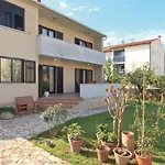 In - Istrien 10864 Apartment Pula