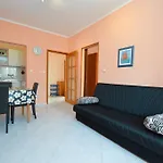 In - Istrien 10864 Apartment Pula