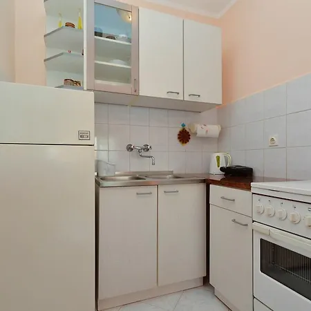 Apartman In - Istrien 10864 Pula
