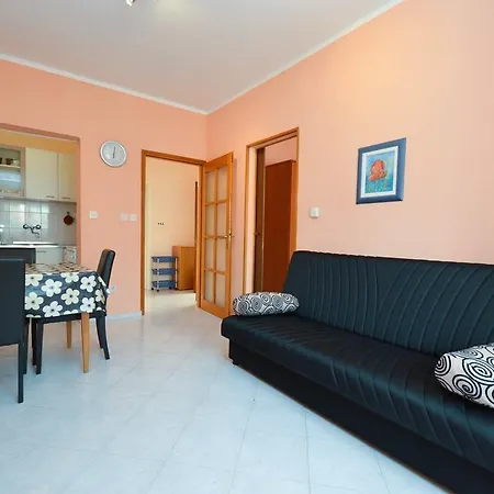 In - Istrien 10864 Apartman Pula